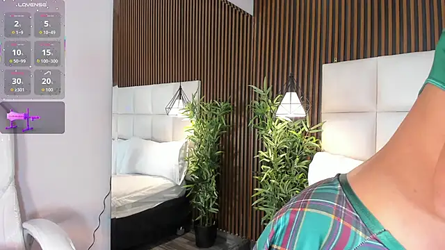 Snapshot of CailynBrowm chatting on October 22, 2025, 4:46 am CailynBrowm online show from October 22, 2025, 4:46 am