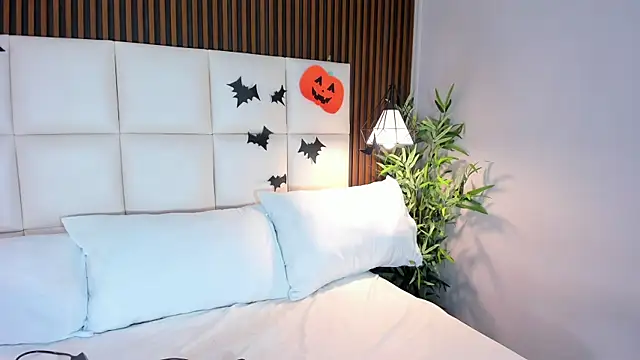 Snapshot of CailynBrowm chatting on October 28, 2025, 4:27 am CailynBrowm online show from October 28, 2025, 4:27 am