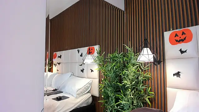 Snapshot of CailynBrowm chatting on November 2, 2025, 4:48 am CailynBrowm online show from November 2, 2025, 4:48 am