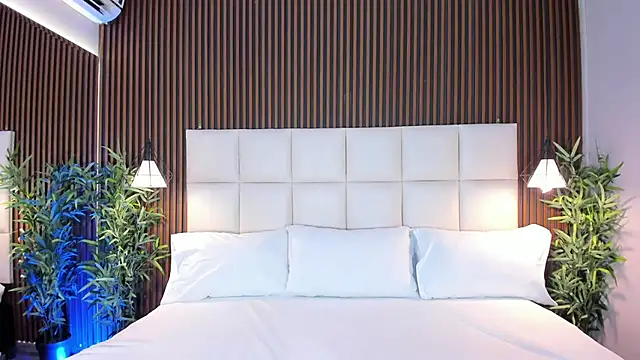 Snapshot of CailynBrowm chatting on November 9, 2025, 4:33 am CailynBrowm online show from November 9, 2025, 4:33 am