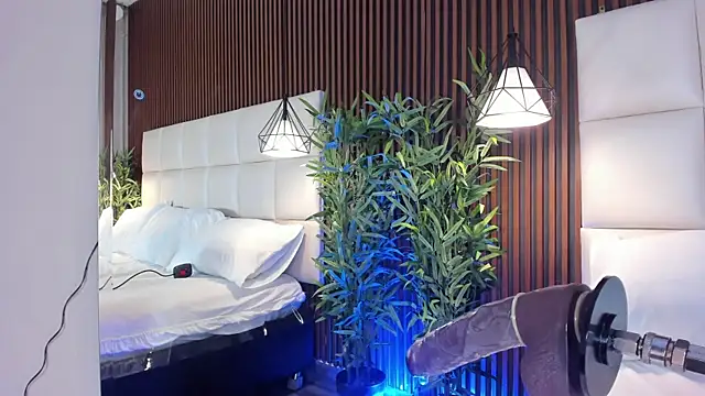 Snapshot of CailynBrowm chatting on November 15, 2025, 4:21 am CailynBrowm online show from November 15, 2025, 4:21 am