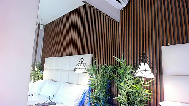 Snapshot of CailynBrowm chatting on November 23, 2025, 4:34 am CailynBrowm online show from November 23, 2025, 4:34 am