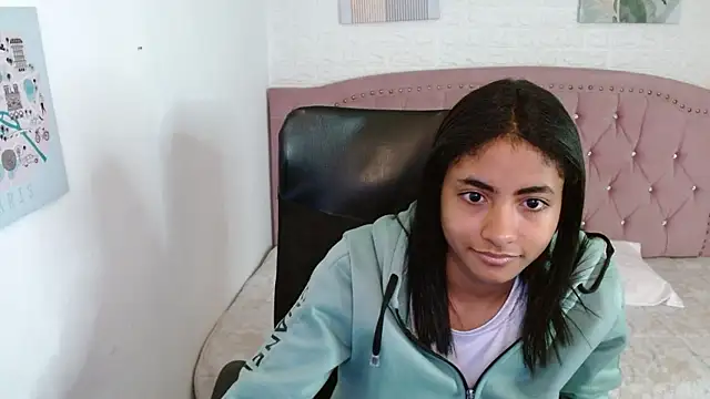 shaneelle online show from October 2, 2025, 3:02 am