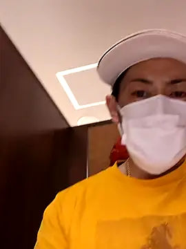 RYOTA8888888888 online show from January 22, 2025, 6:52 am