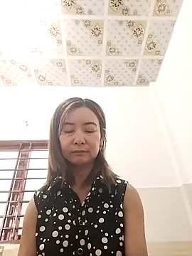 Sexy-ladyboobs20 online show from October 24, 2025, 1:24 am