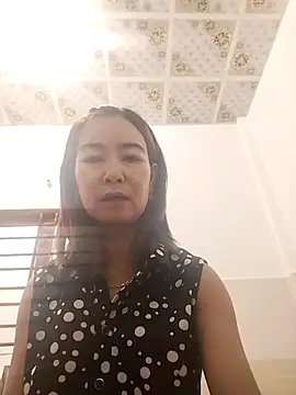 Sexy-ladyboobs20 online show from November 12, 2025, 2:01 am