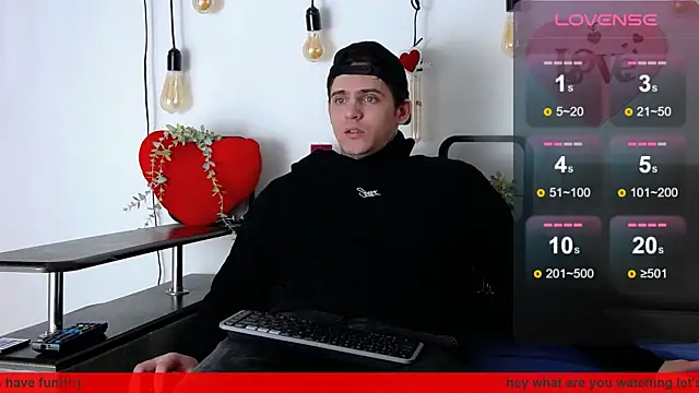 Snapshot of CarterCole chatting on February 13, 2025, 7:35 am CarterCole online show from February 13, 2025, 7:35 am