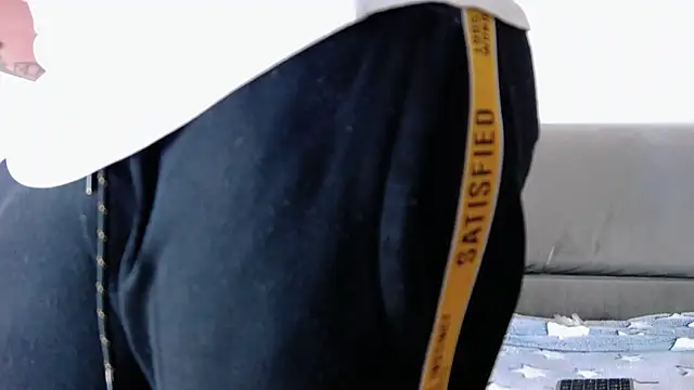 Snapshot of CarterCole chatting on February 23, 2025, 10:39 am CarterCole online show from February 23, 2025, 10:39 am