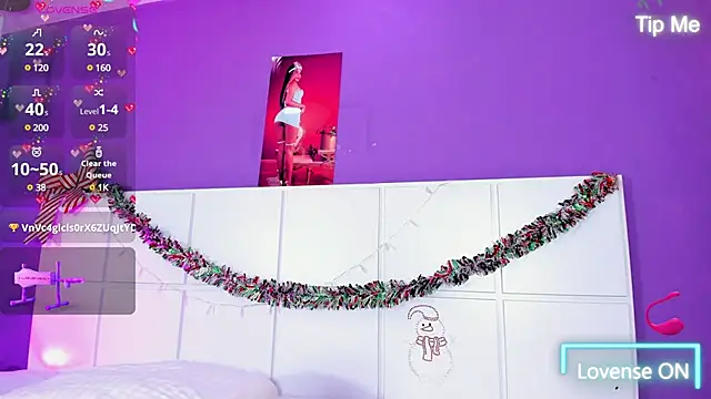 Snapshot of SunnyPage chatting on January 6, 2025, 6:20 pm SunnyPage online show from January 6, 2025, 6:20 pm