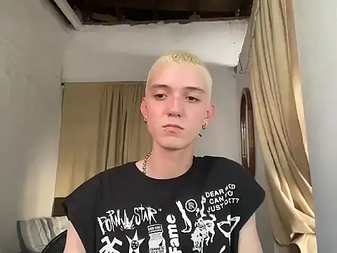 Detlev  online show from October 19, 2025, 8:42 pm