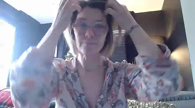 Snapshot of godinflower chatting on December 30, 2024, 1:58 pm godinflower online show from December 30, 2024, 1:58 pm