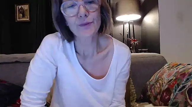 Snapshot of godinflower chatting on January 16, 2025, 8:46 pm godinflower online show from January 16, 2025, 8:46 pm