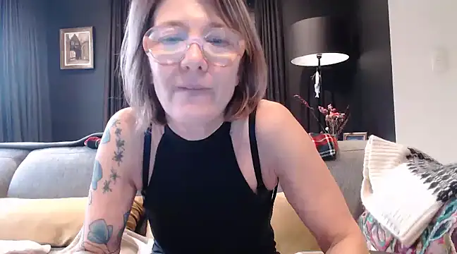 Snapshot of godinflower chatting on January 23, 2025, 4:04 pm godinflower online show from January 23, 2025, 4:04 pm