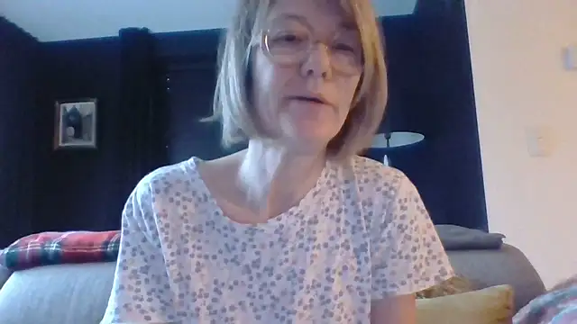 Snapshot of godinflower chatting on February 7, 2025, 8:22 am godinflower online show from February 7, 2025, 8:22 am