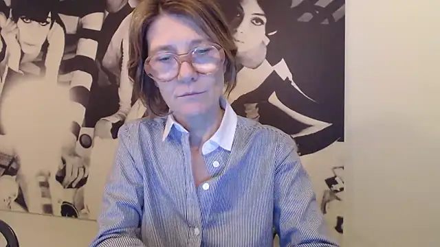 Snapshot of godinflower chatting on February 26, 2025, 5:39 pm godinflower online show from February 26, 2025, 5:39 pm