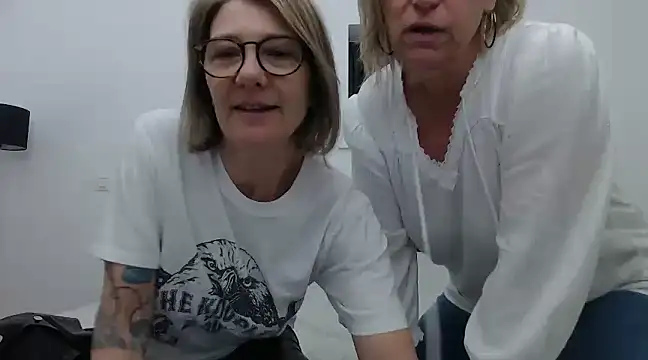 Snapshot of godinflower chatting on March 21, 2025, 9:12 am godinflower online show from March 21, 2025, 9:12 am