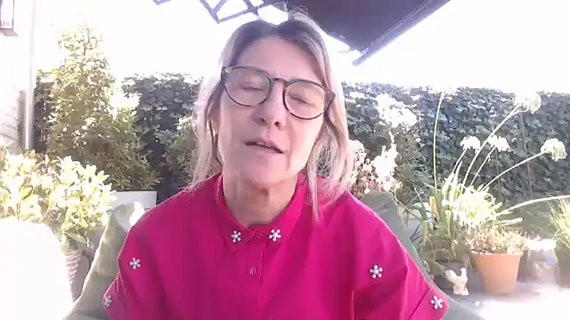 Snapshot of godinflower chatting on September 9, 2025, 12:37 pm godinflower online show from September 9, 2025, 12:37 pm