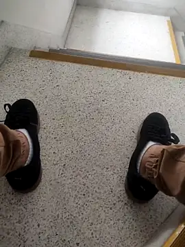 Snapshot of diegotorresd2312 chatting on October 10, 2025, 7:13 pm diegotorresd2312 online show from October 10, 2025, 7:13 pm