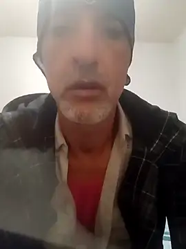 Snapshot of Bottomboy114 chatting on November 12, 2025, 11:58 pm Bottomboy114 online show from November 12, 2025, 11:58 pm