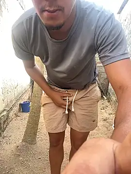 Snapshot of king_cum_ chatting on December 15, 2025, 5:39 pm king cum online show from December 15, 2025, 5:39 pm