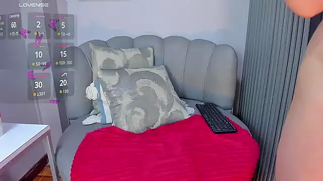 Snapshot of Nahiajhonson_ chatting on January 13, 2025, 3:15 pm Nahiajhonson online show from January 13, 2025, 3:15 pm