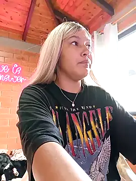 Snapshot of SamaraJay1 chatting on March 9, 2025, 12:42 pm SamaraJay1 online show from March 9, 2025, 12:42 pm