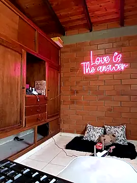 Snapshot of SamaraJay1 chatting on March 18, 2025, 3:31 pm SamaraJay1 online show from March 18, 2025, 3:31 pm