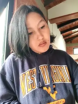 Snapshot of SamaraJay1 chatting on November 14, 2025, 1:43 pm SamaraJay1 online show from November 14, 2025, 1:43 pm