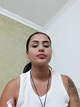 EmmaTorres  online show from September 24, 2025, 8:23 pm