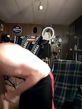 Snapshot of omgkidisthaone chatting on March 21, 2025, 4:28 am omgkidisthaone online show from March 21, 2025, 4:28 am