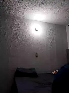 samanthaeliott22 online show from December 23, 2024, 1:29 am