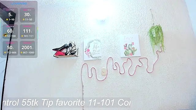 samanthaeliott22 online show from November 27, 2025, 5:20 am