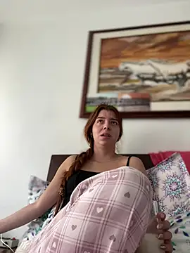 Snapshot of Cloew_Marz chatting on January 10, 2025, 4:41 pm Cloew Marz online show from January 10, 2025, 4:41 pm