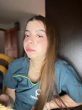 Snapshot of Cloew_Marz chatting on February 18, 2025, 8:36 pm Cloew Marz online show from February 18, 2025, 8:36 pm