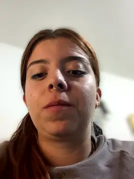Snapshot of Cloew_Marz chatting on October 16, 2025, 12:33 am Cloew Marz online show from October 16, 2025, 12:33 am