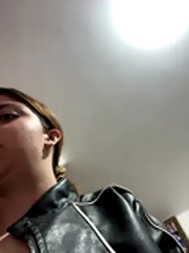 Snapshot of Cloew_Marz chatting on December 13, 2025, 7:53 pm Cloew Marz online show from December 13, 2025, 7:53 pm