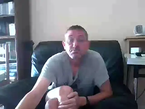 Snapshot of Jaimma45 chatting on October 10, 2025, 7:18 am Jaimma45 online show from October 10, 2025, 7:18 am