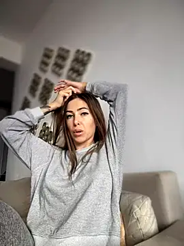 RaquelleDevon online show from October 3, 2025, 10:34 am