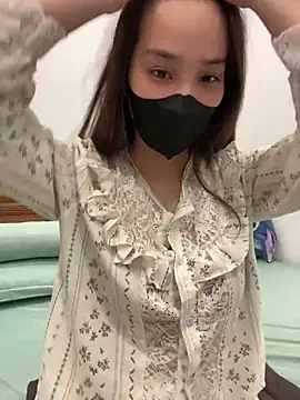 Lilisa miu online show from January 4, 2025, 2:46 pm