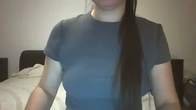 VanesaJewelz online show from December 1, 2024, 7:36 pm