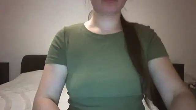 VanesaJewelz online show from December 11, 2024, 4:09 pm