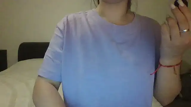 VanesaJewelz online show from March 2, 2025, 8:40 pm