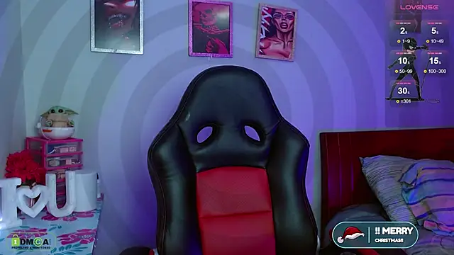 Miss scarllet  online show from December 19, 2024, 1:18 pm