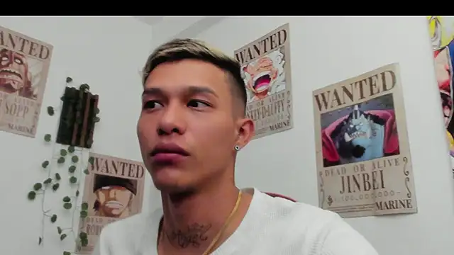 Snapshot of TommyGun_22 chatting on October 15, 2025, 11:49 pm TommyGun 22 online show from October 15, 2025, 11:49 pm