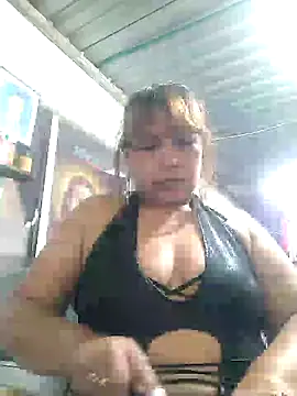 Snapshot of Kazsandraa chatting on January 17, 2025, 9:50 pm Kazsandraa online show from January 17, 2025, 9:50 pm