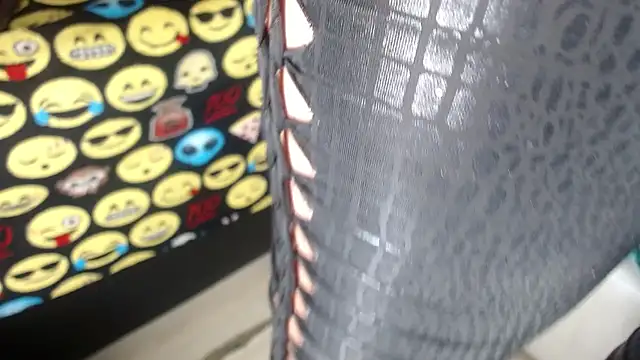 Kazsandraa online show from November 1, 2025, 5:53 am