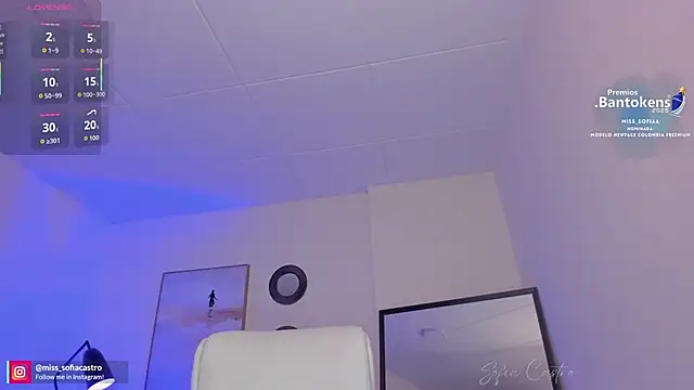 miss sofiaa online show from October 16, 2025, 1:23 pm