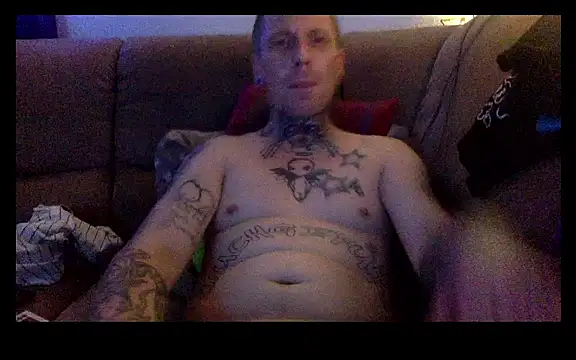 Snapshot of Schabernack1990 chatting on January 7, 2025, 5:43 am Schabernack1990 online show from January 7, 2025, 5:43 am