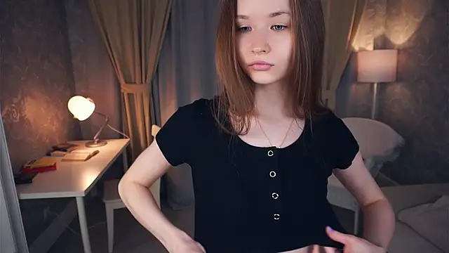 Snapshot of OnaZiroge chatting on February 3, 2025, 6:24 am OnaZiroge online show from February 3, 2025, 6:24 am