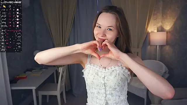 Snapshot of OnaZiroge chatting on February 4, 2025, 6:14 am OnaZiroge online show from February 4, 2025, 6:14 am